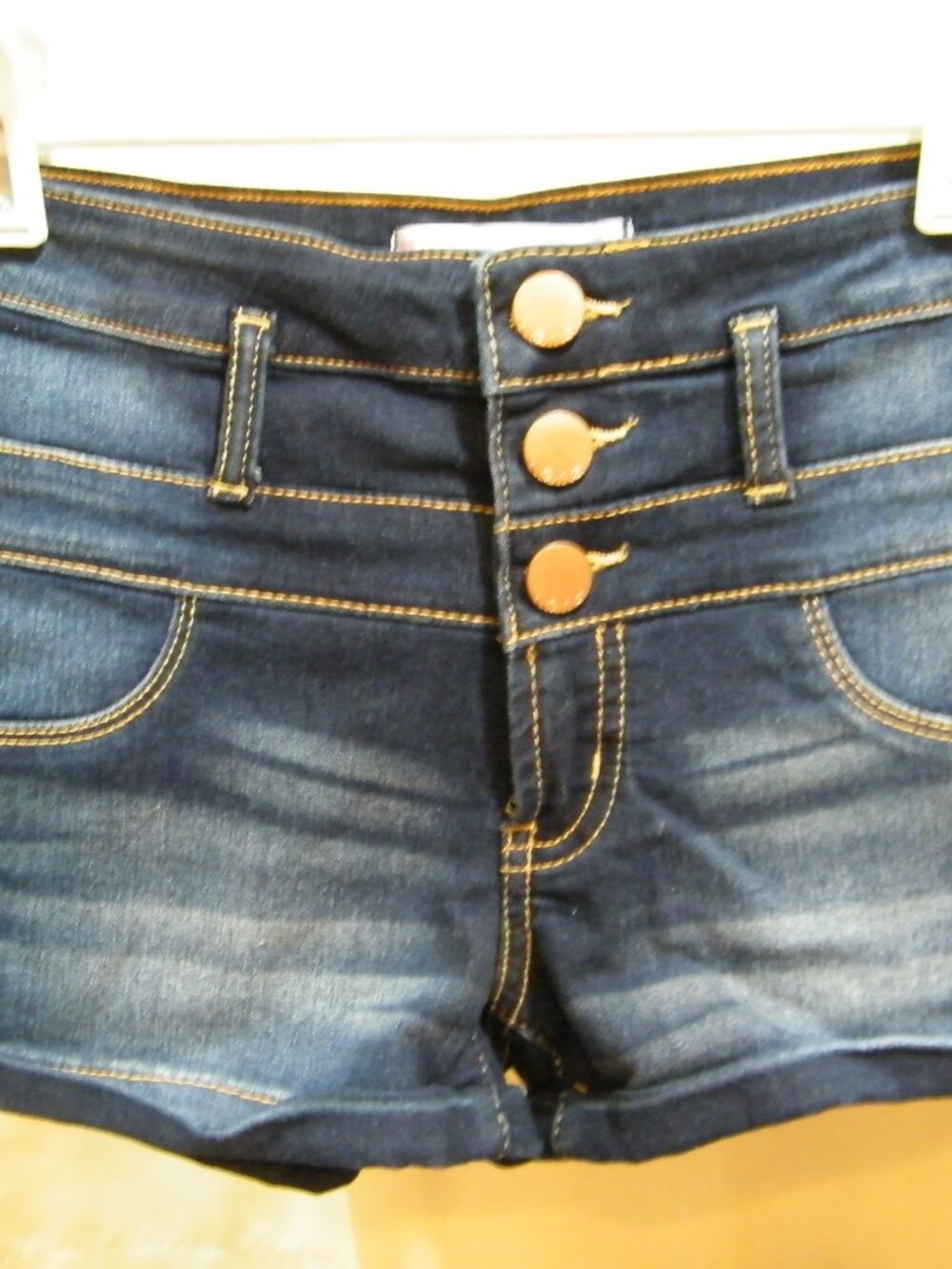 No boundaries mid-rise shorts sz.5 junior Denim